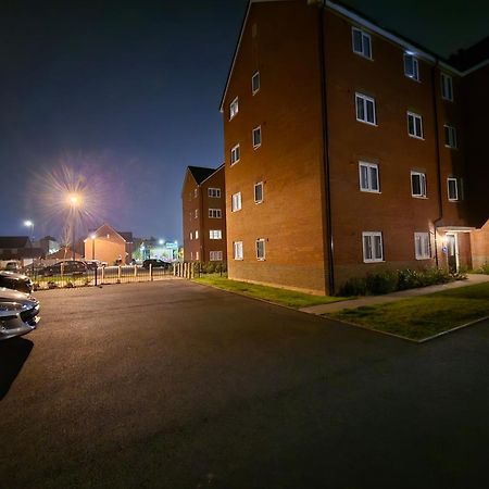 Well-Preserved 2 Bedroom Flat Apartment Around Ricoh Arena-Coventry City Fc ภายนอก รูปภาพ