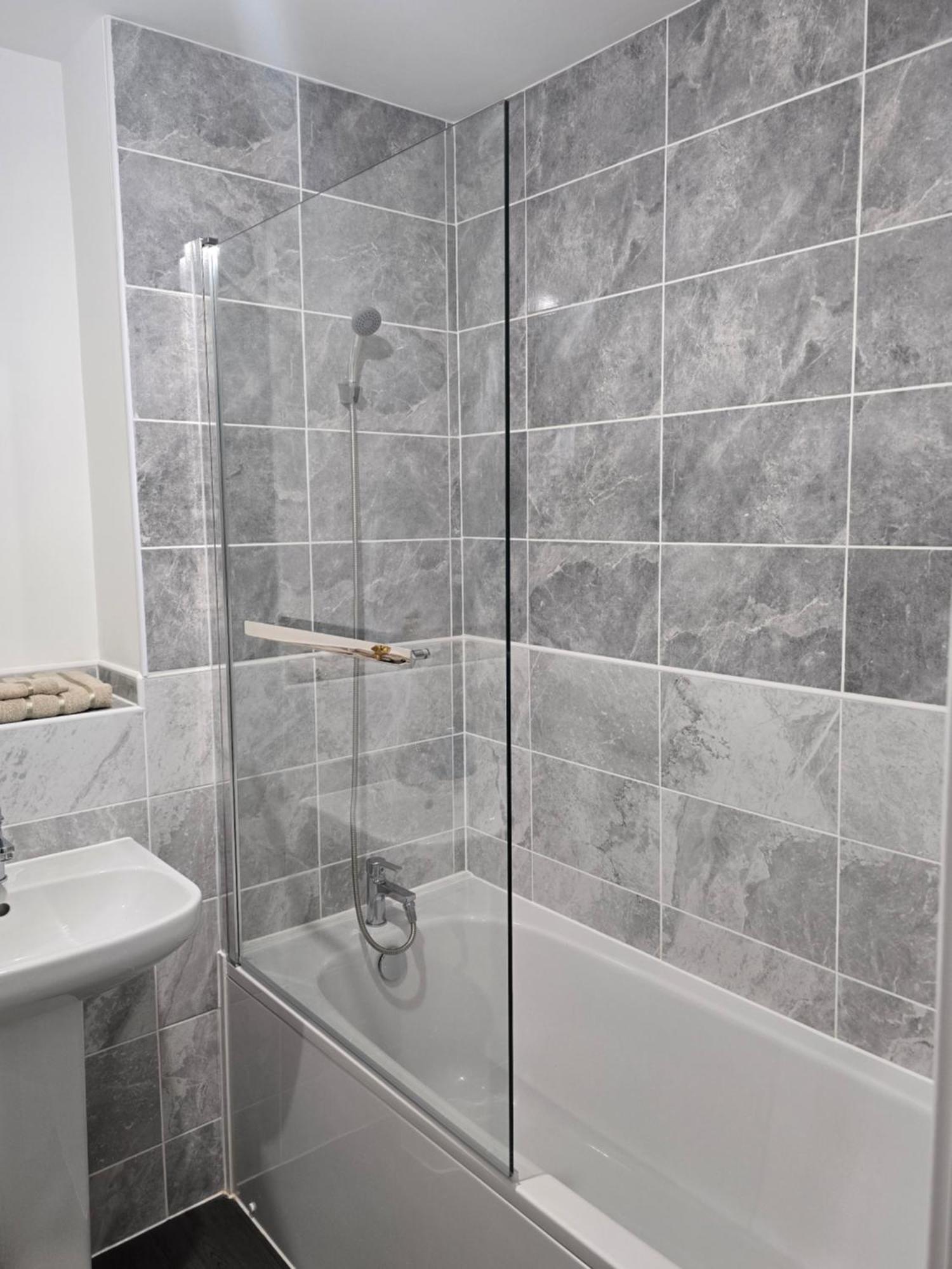 Well-Preserved 2 Bedroom Flat Apartment Around Ricoh Arena-Coventry City Fc ภายนอก รูปภาพ